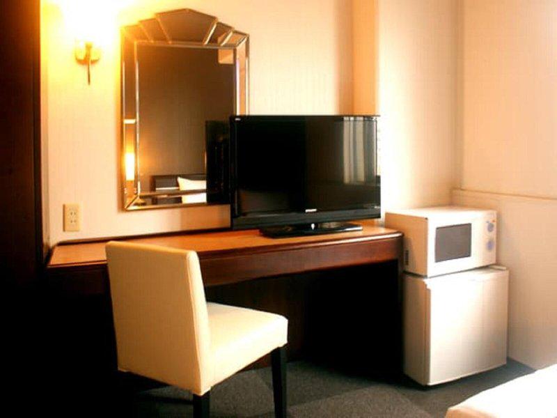 819D005FA2FDA7C1367C7FB3DC10B167