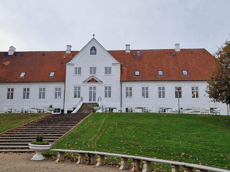 5251D94ED5E705958AFA90AB6B8BE06F