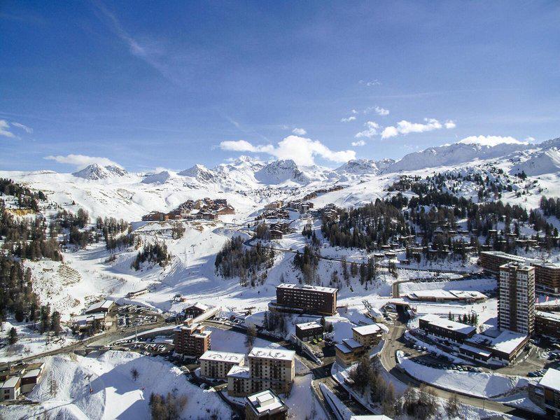 3CB7AEF357C5F0578AEFF3DA6B55A1EB