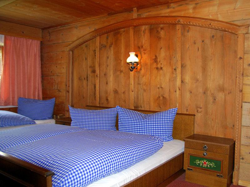 ECD3647D4A4A226DD9F8FFBEB2188607