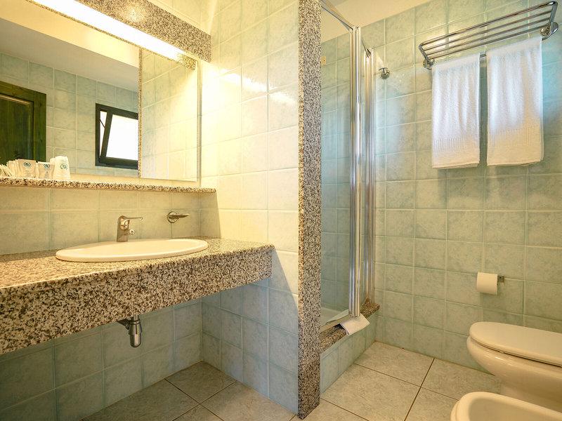 A4A76AB612C893D6A6BBF156341112E8