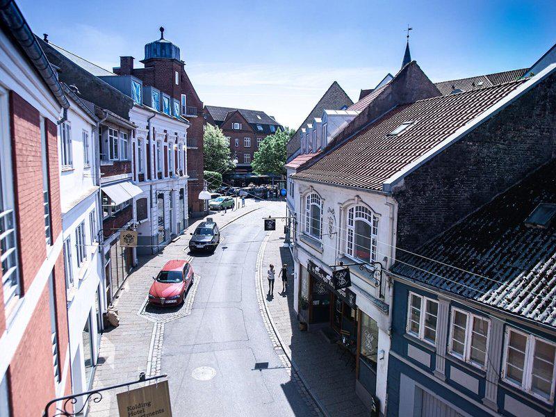 AEFEF7EAFD02A9D7219D468C1F52D6AB