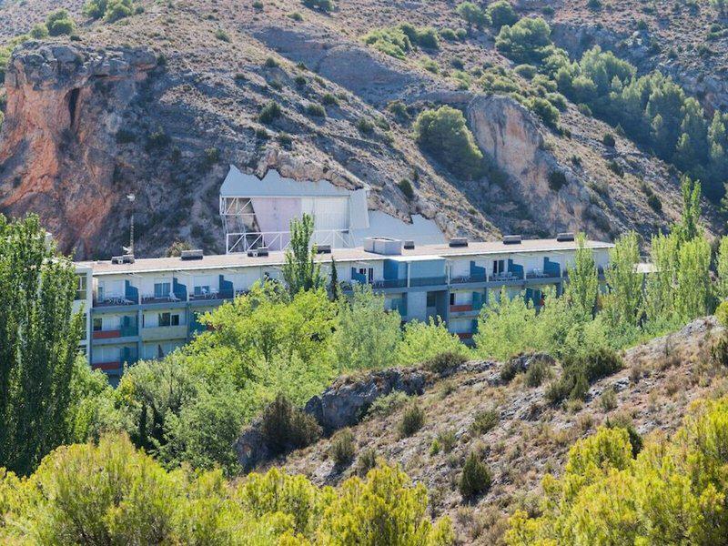 82D96D100A32DB3B3927E1F0CA1824A9