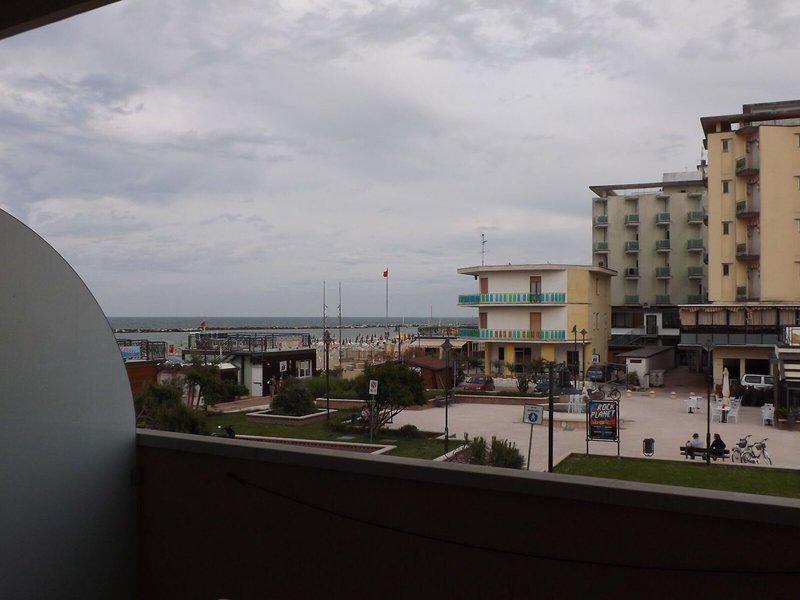 18D63B10E648584BCB127B23103BAF46