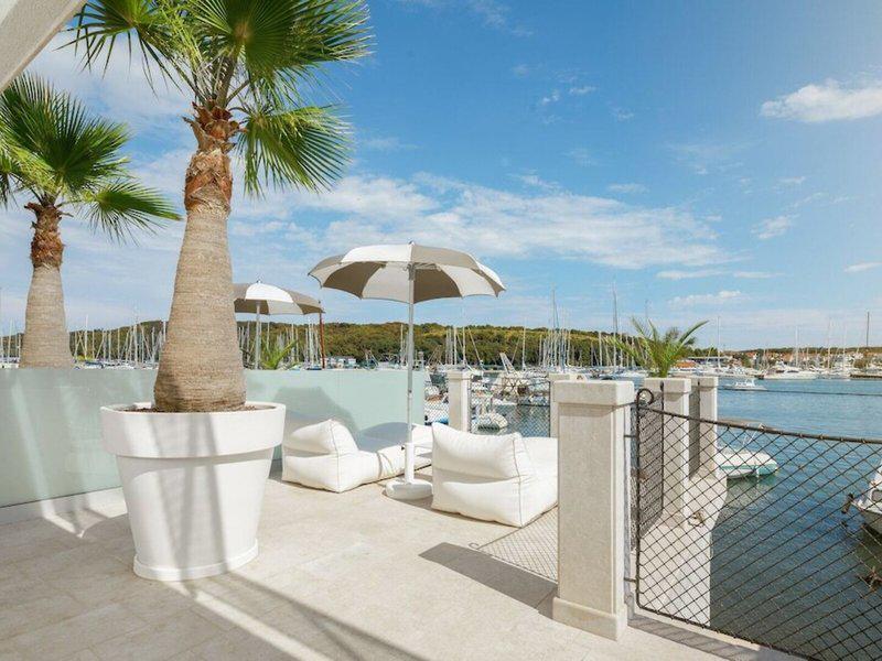 7808DBD83B77739AB966A5F23D4F3503