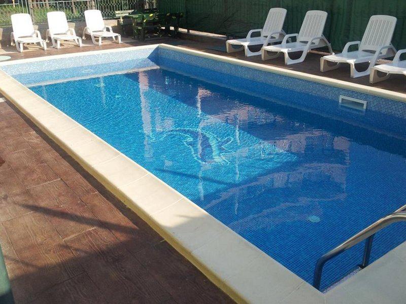 6295B01CA1ECE3EFEA8218C820325F7E