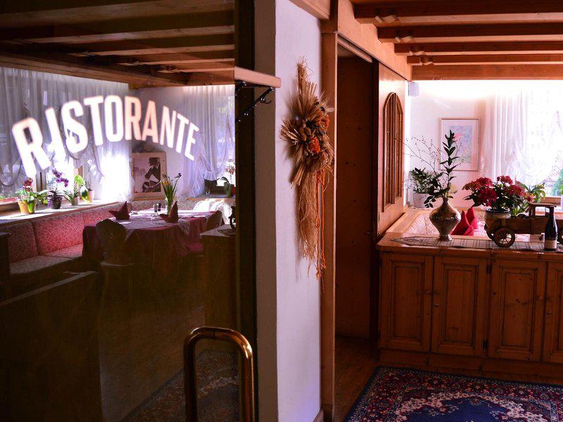 33B26B0E659BC1A247E52CA1BD5D1A41