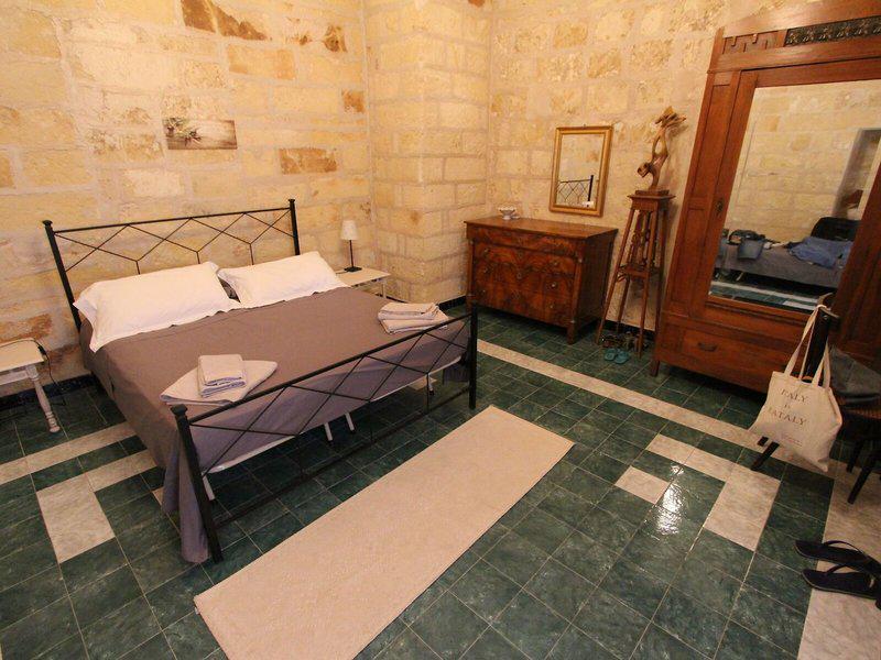 FE730FD04FC915CFA877E43CE4D636EE