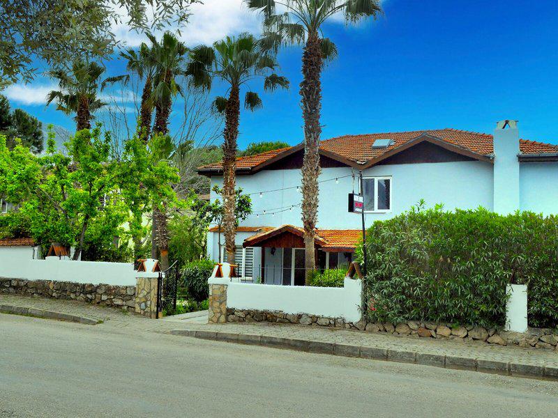 228727E252300EE3EAFD7A8806CD6121