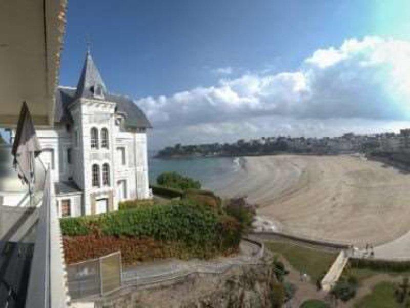 1A8D0C8BF53E3D688B126B4C33B0860B