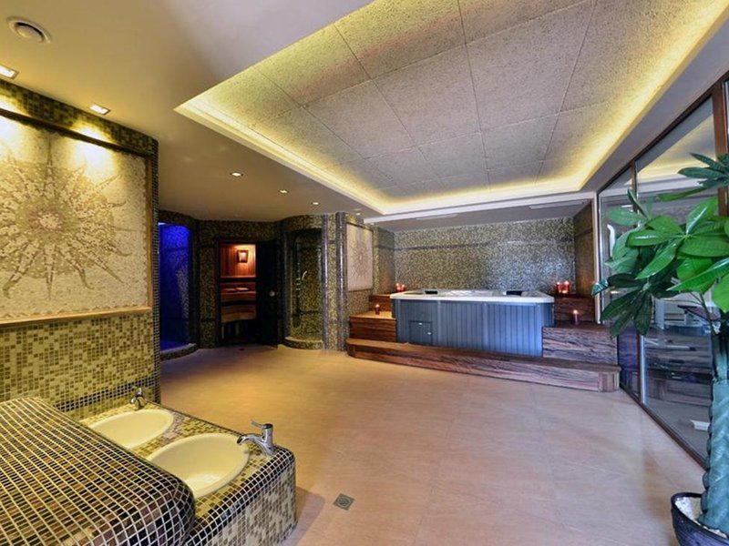 8145E020130547E3520255042F1FF015