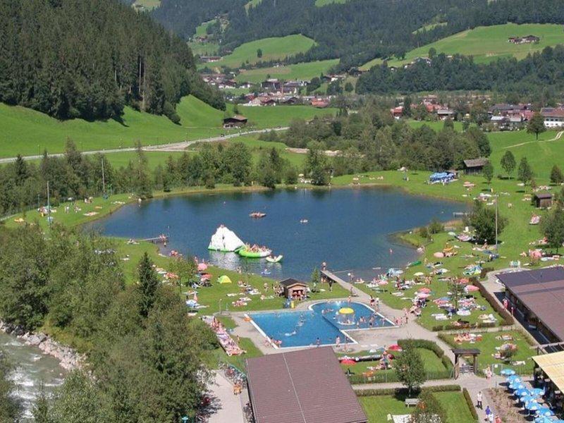 E252C52B767BDBA11B2B77AAFB554F17