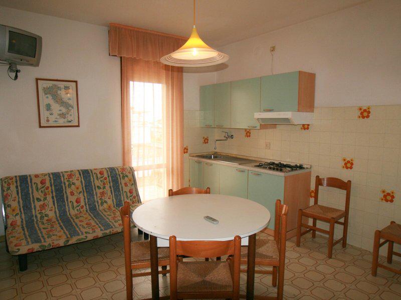 BE9D3A7142CF7A360A2CB5AA602E9F21