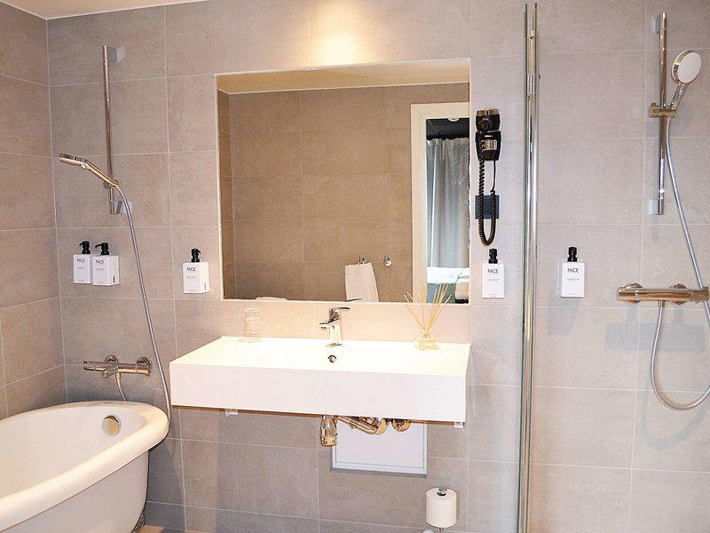 865BF59A2214FD5FF81227A080F48883