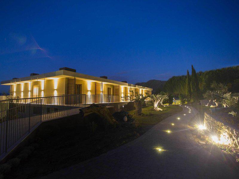 CED2F396D8129C8E543D56E100C1AE1C