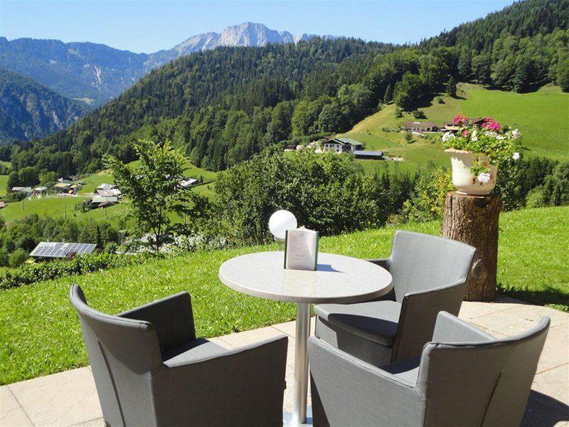 61D7720AADF019F1FAA55F1B0F48B74C