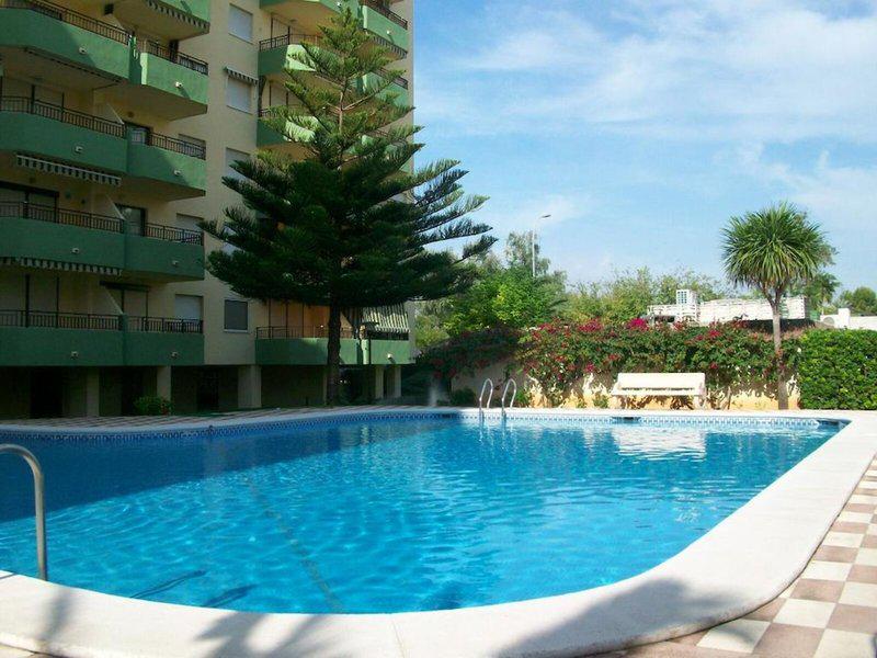 6ABDF8B1D0A6750E4B8430FB8B99C527