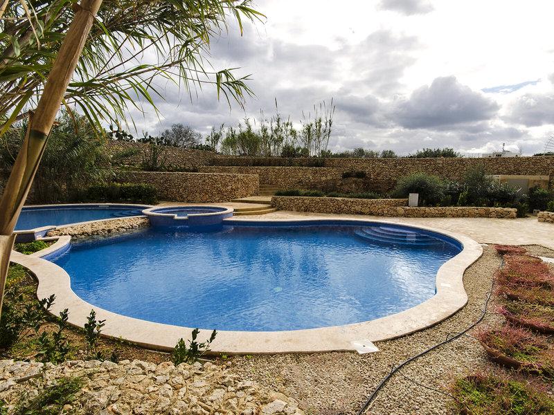 E18093C9C714F57B1B17E77797D7A26C