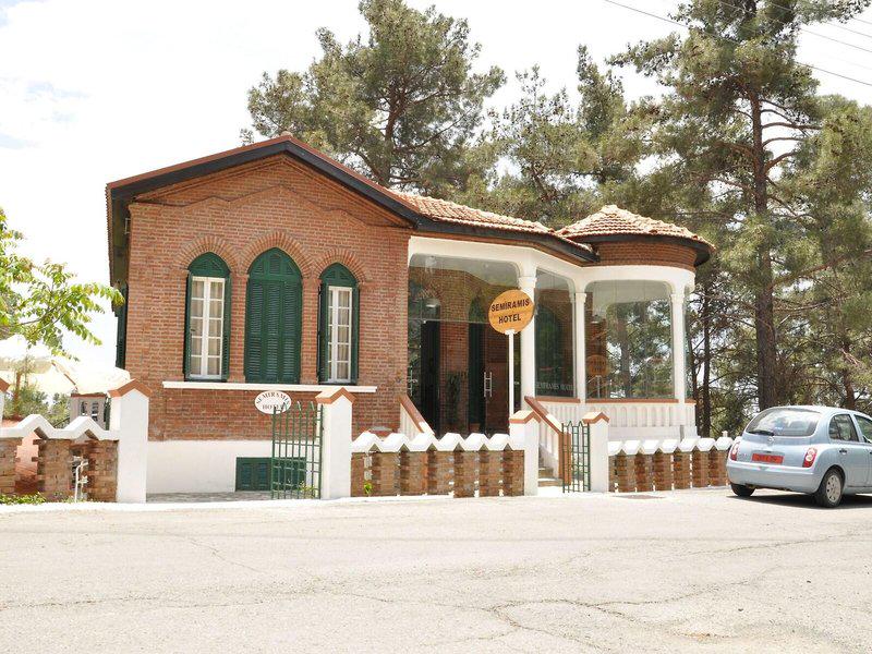 1CA55C1F3E59FDB9DA94371F5A83C64F