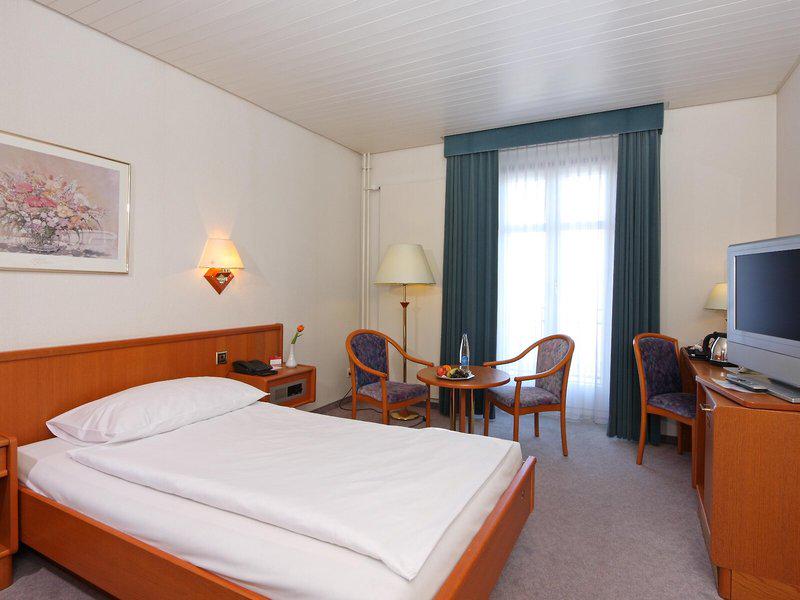 B8A8FDBF2B06CB96849DCD360DA24457