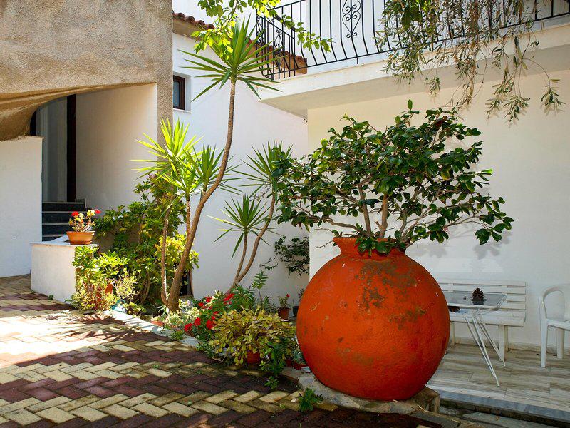 CA0ED06D7FFF41C2EA6A55D1BE65FD66