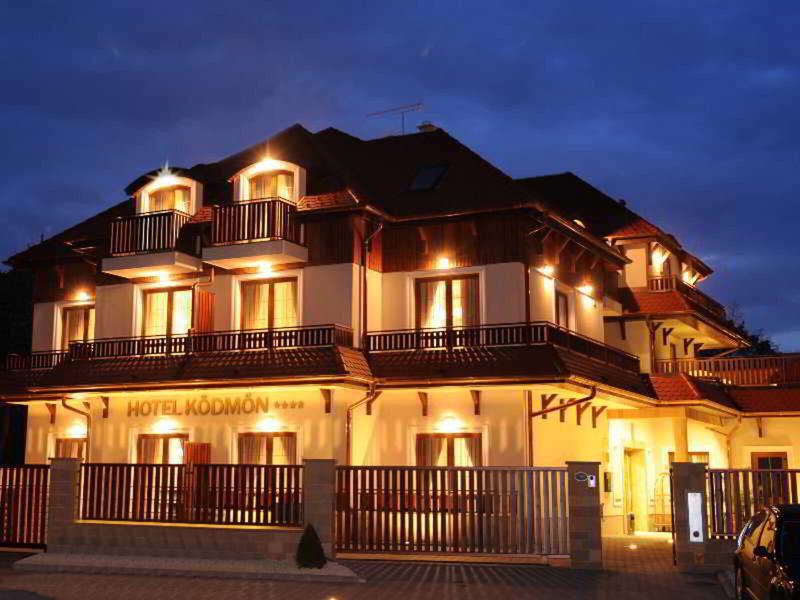 DCFFA8472F93F527B89B39D04C126E94