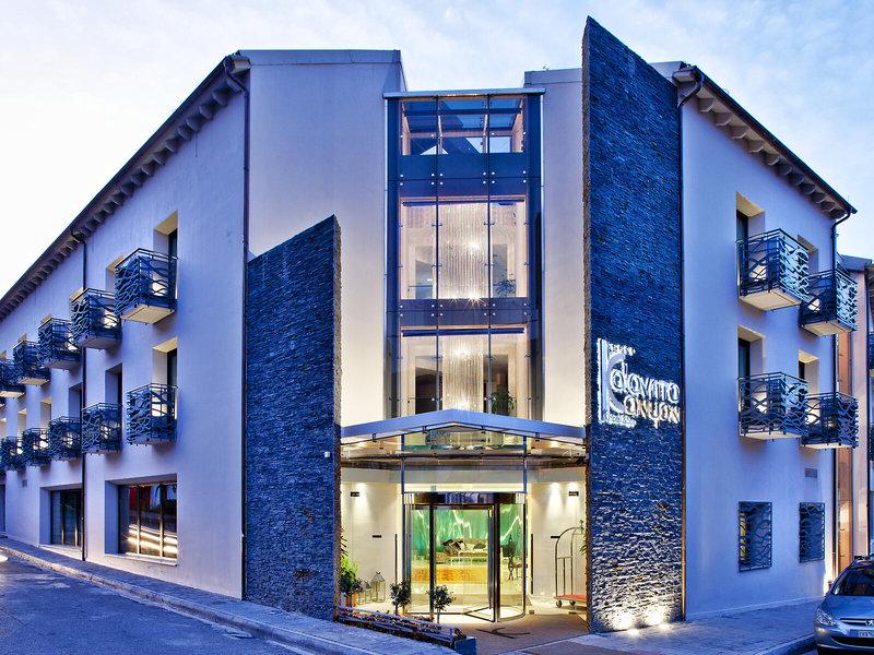 92FB9490AD9A7013F674BD8968CC1A21