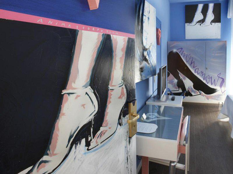 DC5EAF55CA8367178C5C610B27DA6805