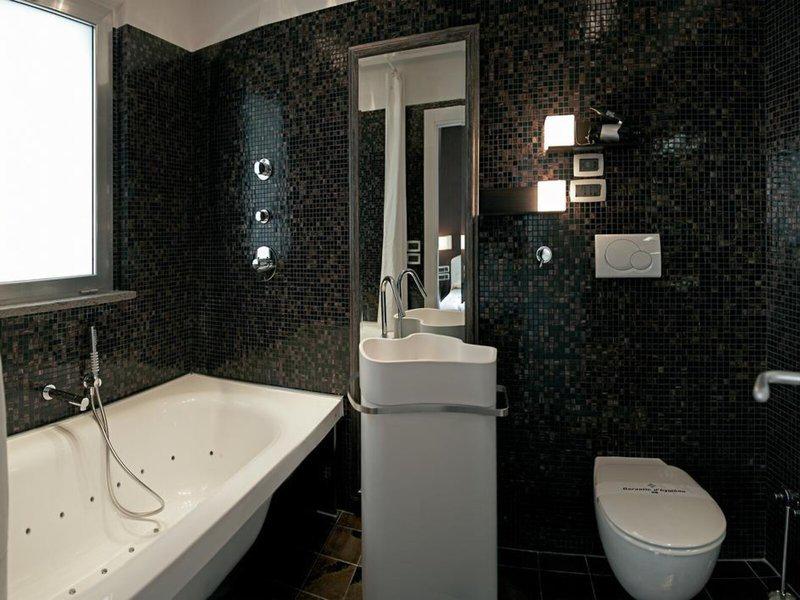 58F571A97F40876FDFA3C91E15F486AD