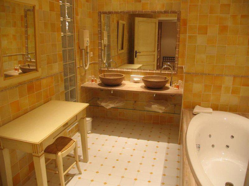 556A9B1C361D339B3635E76C90D37AC8