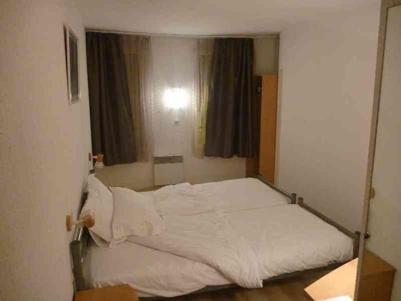 09EE88F3D446E897F79F44697F90A83D