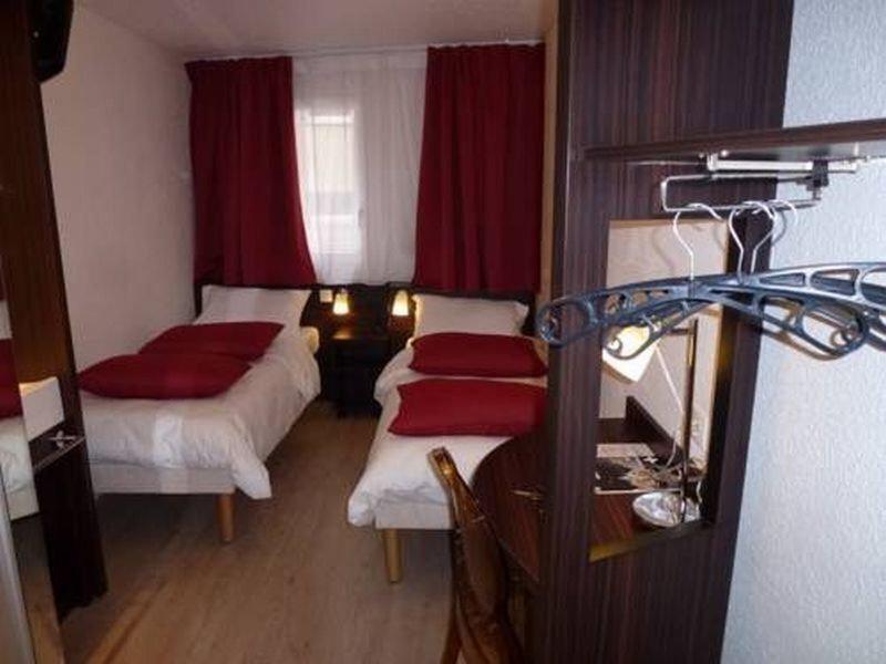 74FDC2FDE6EB6D62F89EE942FEE43645