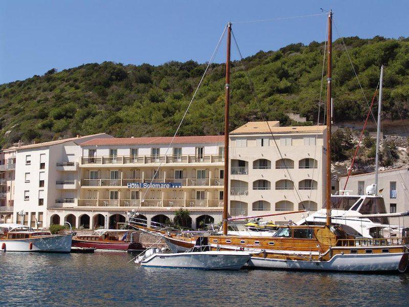 4F20186CED52C06E9E6112C11EC2D7E0