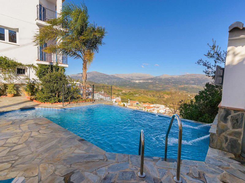 C4DBC0C9CB7738E943EDA8694897EADA