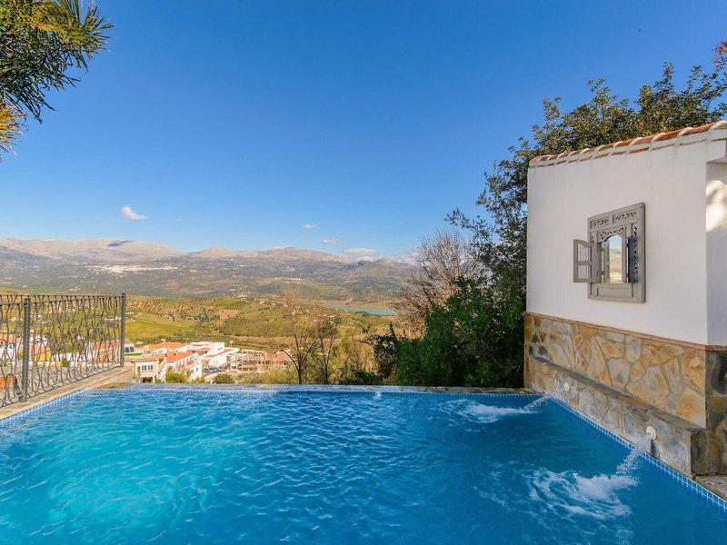 845C72245EF8DF5F1A87DA84335747A3