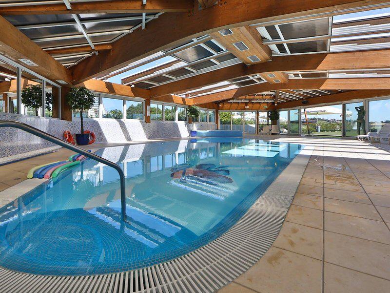 83DB723943FEF8779AEBC4A0058CDE8F