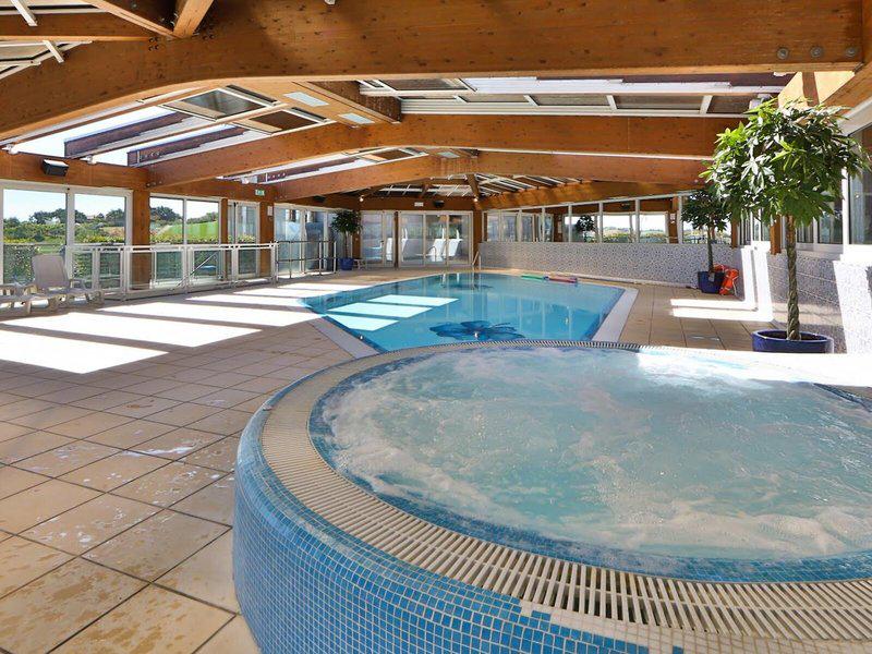 08FB8595AEE129AC51FC7782BEE5D9B7