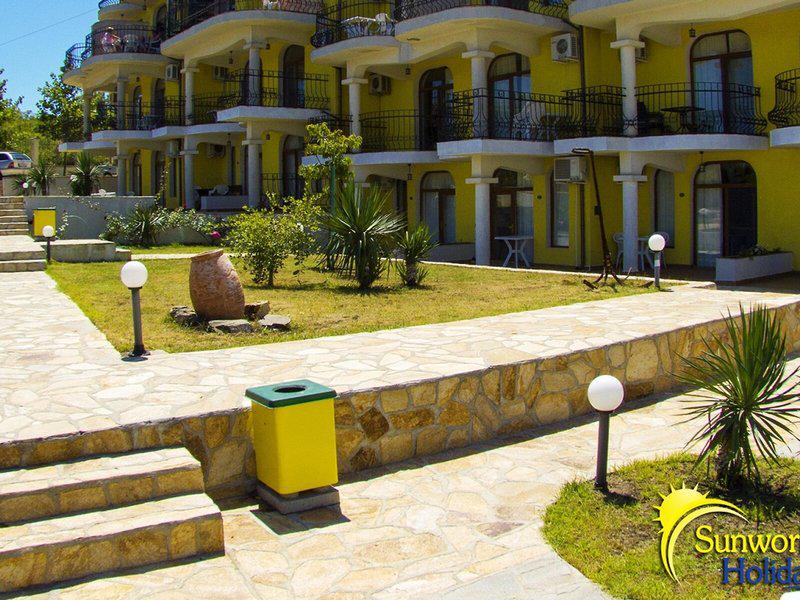 3A29C529671B152F3DC63604072E7437