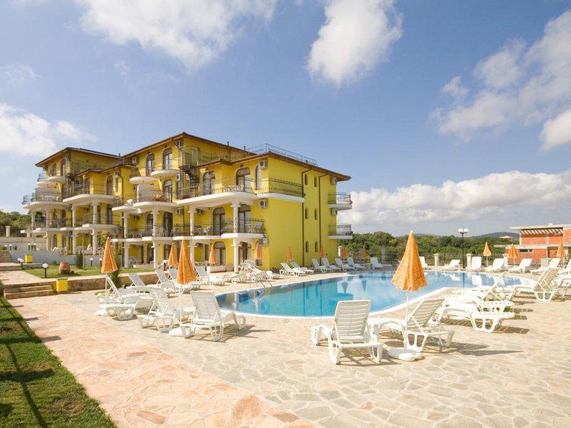 90A8F7743AD5EEA86C2CA305EE88A4EE