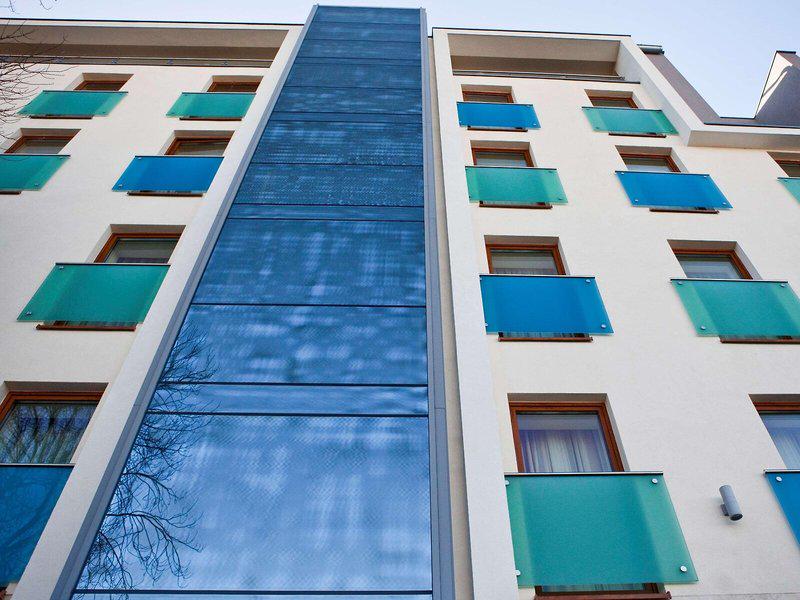 605F2C4B9DF2DFF25B901E340B74F837