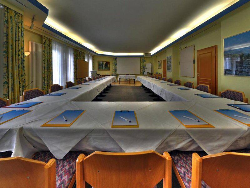 8D778BF03A5FE118D1FFA396DDE91E9D