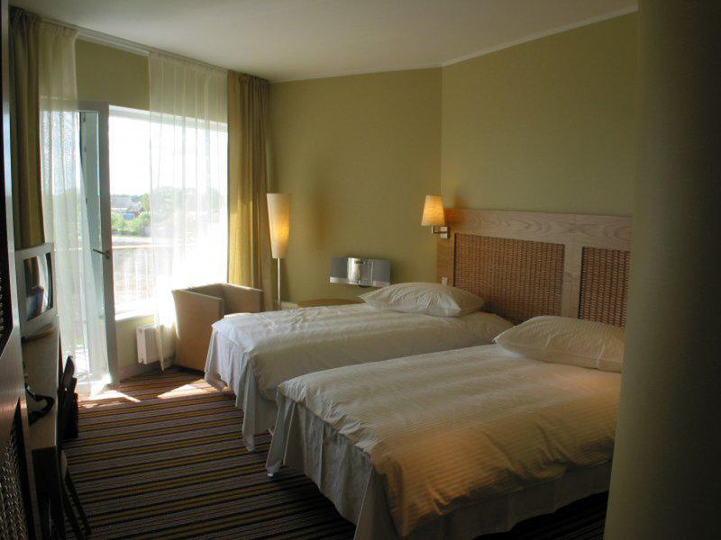 C3C1C3819A05DF09BCD5CFF79E407A95