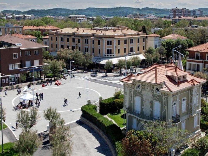 BC0E864CCC4F0AB70C8D32FACE29B327