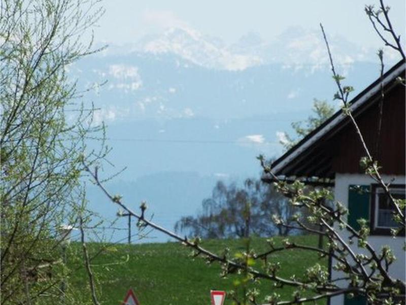 0014CD37EA592311AD856F766E72DE7E