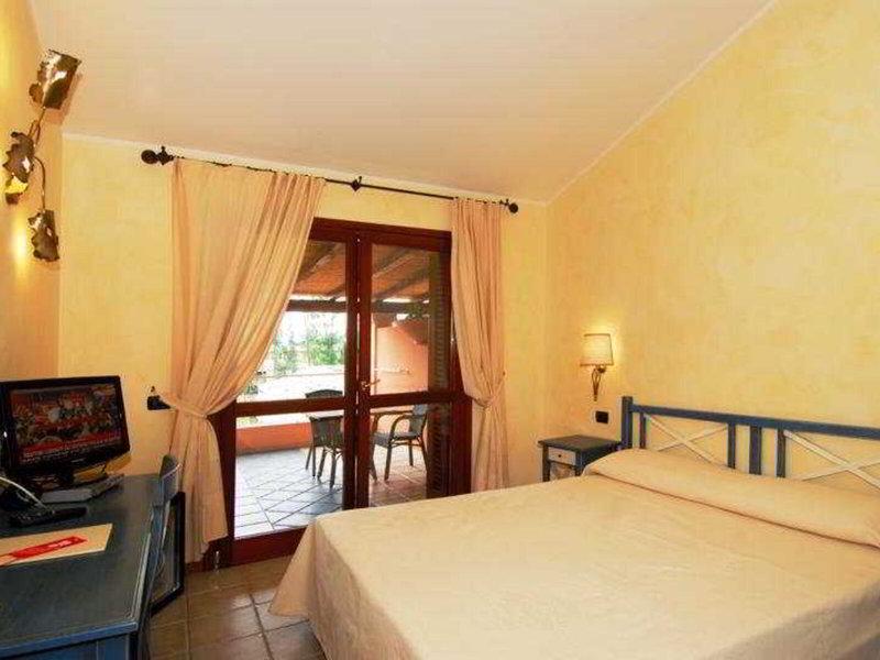 EBD5709C6DED6AEAE3994D551789892D