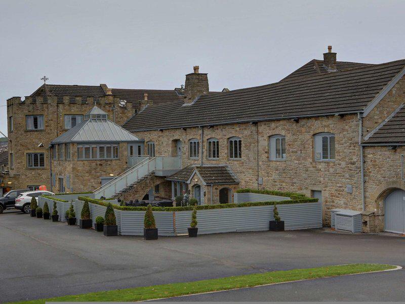 93182CE4AA857619EAE77B9DCA50175A