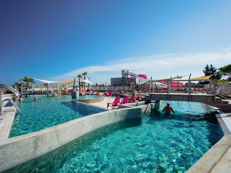 19A50C3FD6D8833D01520C9ADC8A44E4