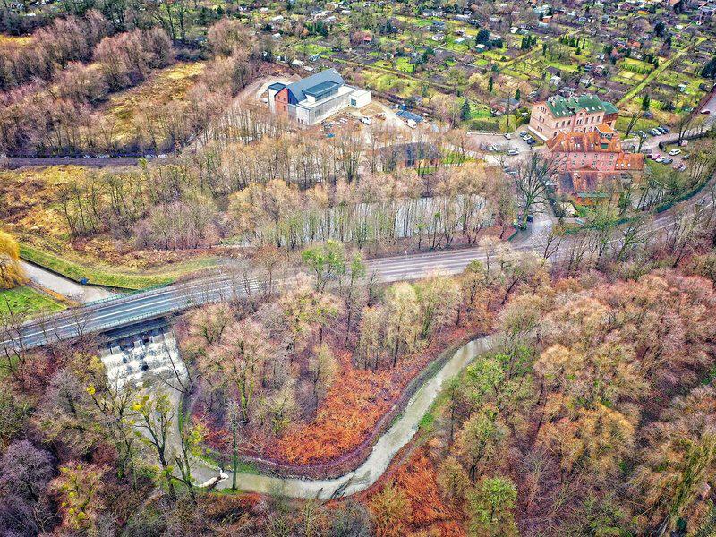 73E86400BF78D8609E229D9C4C0A2E6E