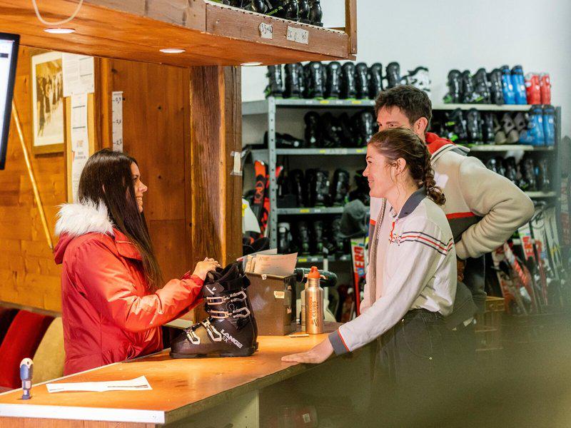 7D8858F58F0B03395DE8584615F1DDD4