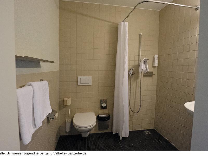 DCA6E01583A0F29273369C4DCE75D1E3